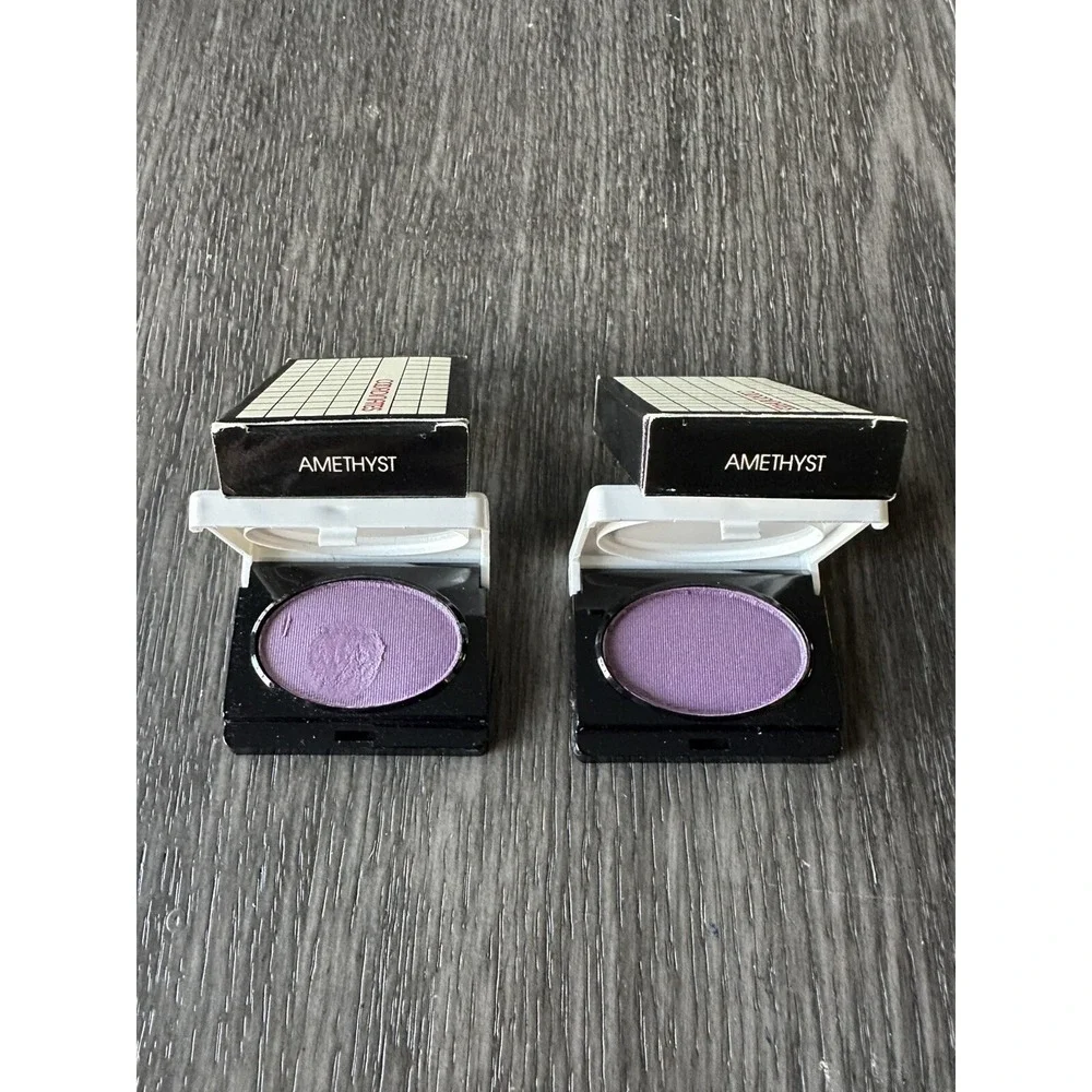 Avon Vintage Coordinates Smooth Touch Powder‎ Eye Shadow. Amethyst #22941.